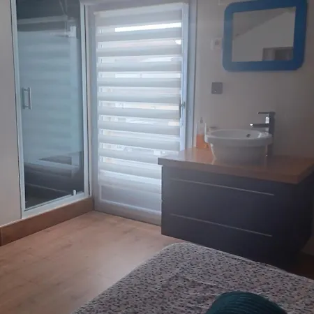 Les Deux 게스트하우스 *