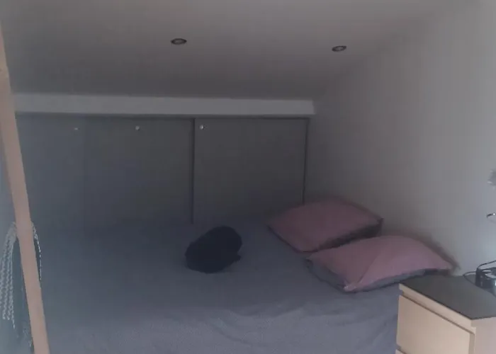 Les Deux 게스트하우스 *